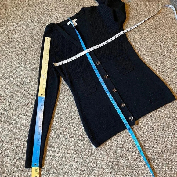 V Neck Design History 100% Merino Wool Cardigan Sweater Women Size M Pocket - Picture 3 of 6